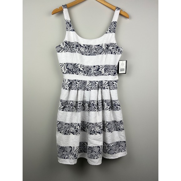 Dresses & Skirts - Nautical Navy Blue White Floral Lace‎ Striped Fit Flare Dress size Meduim